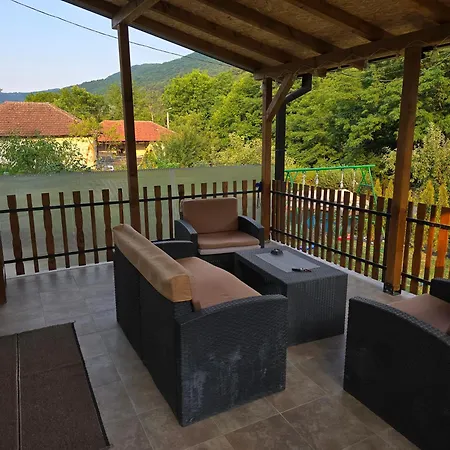 Seosko Domacinstvo Trajkovic